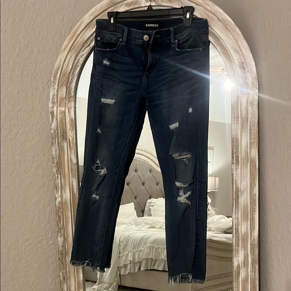 Express Women's Distressed Dark Blue Jeans